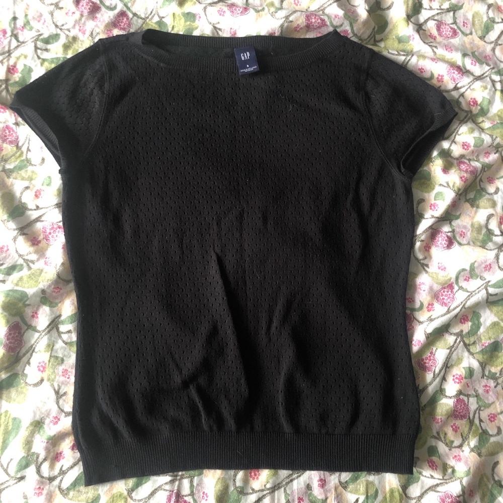 Black Gap ribbed knitted sweater vest top